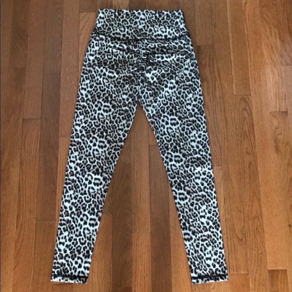 🇧🇷🍑 AUTHENTIC Brazilian Leggings - Picture 3 of 3
